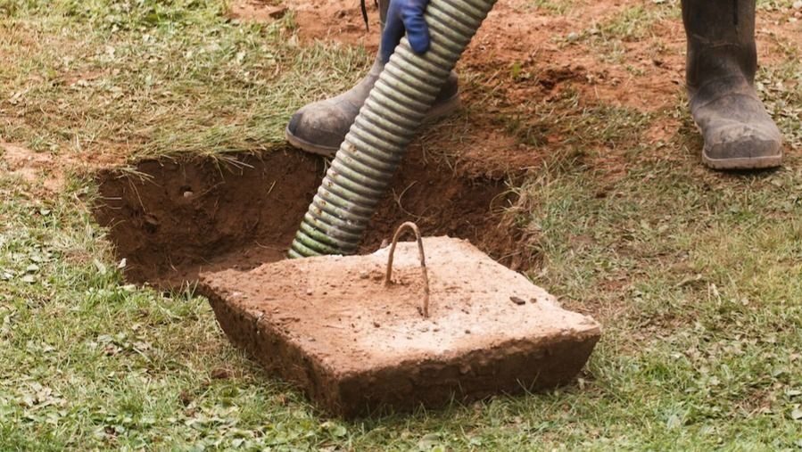 Pumping a septic tank